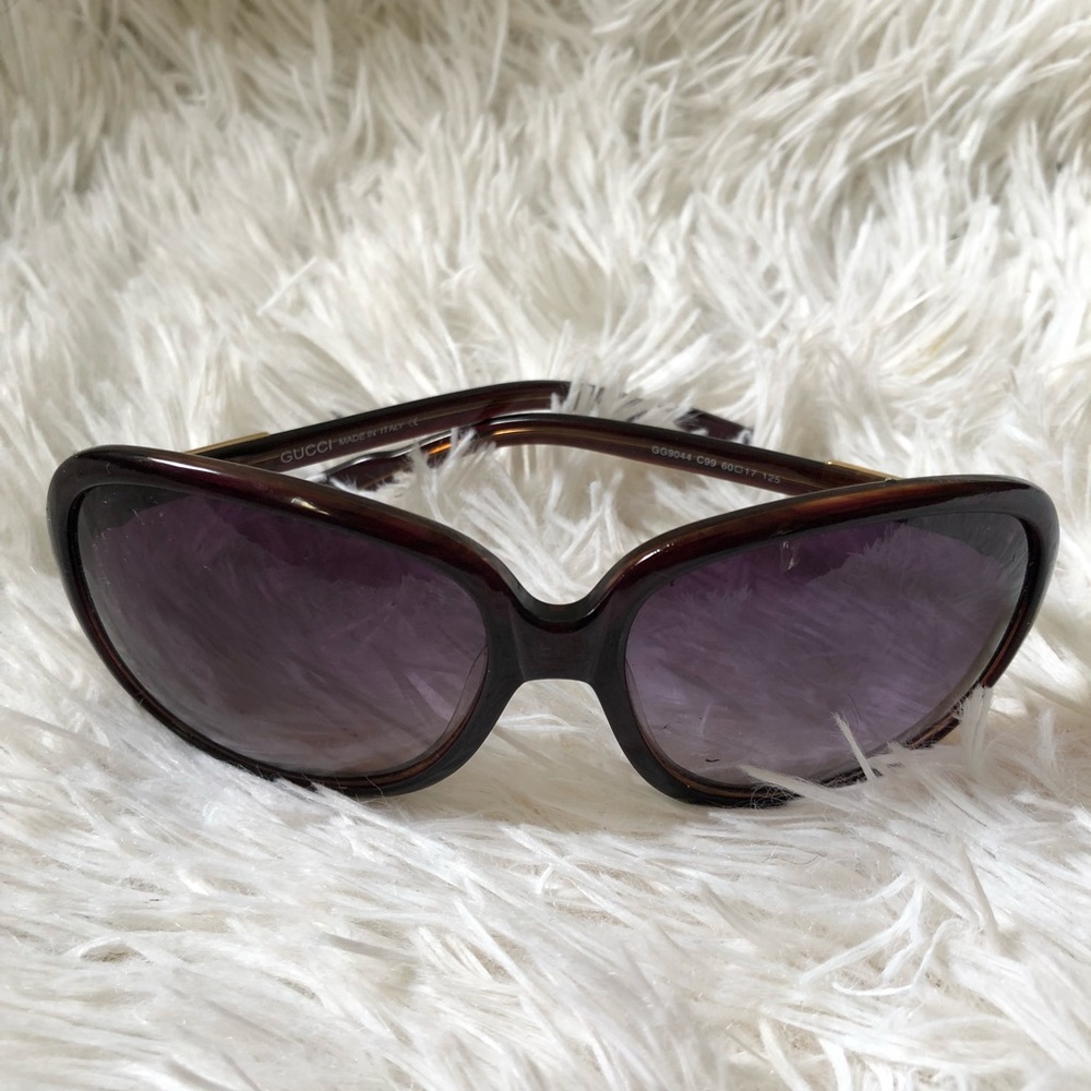 Gucci Sunglasses 🕶